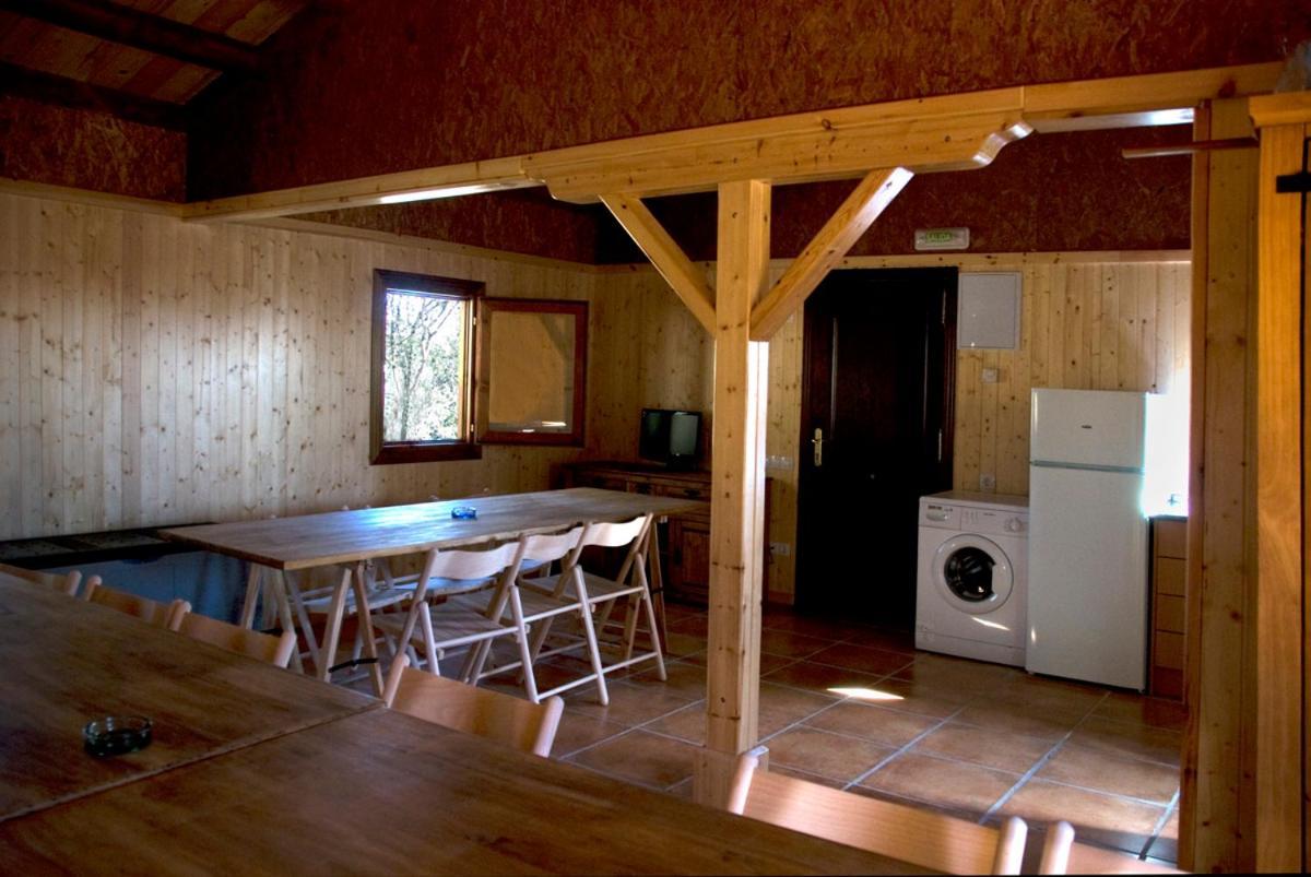 Camping Casa Fausto Cerca De Dinopolis Formiche Alto 外观 照片