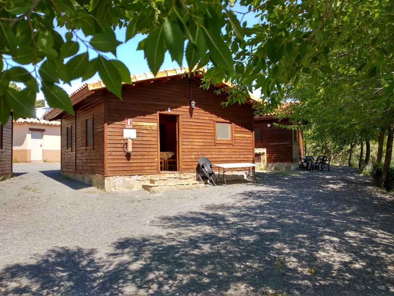 Camping Casa Fausto Cerca De Dinopolis Formiche Alto 外观 照片