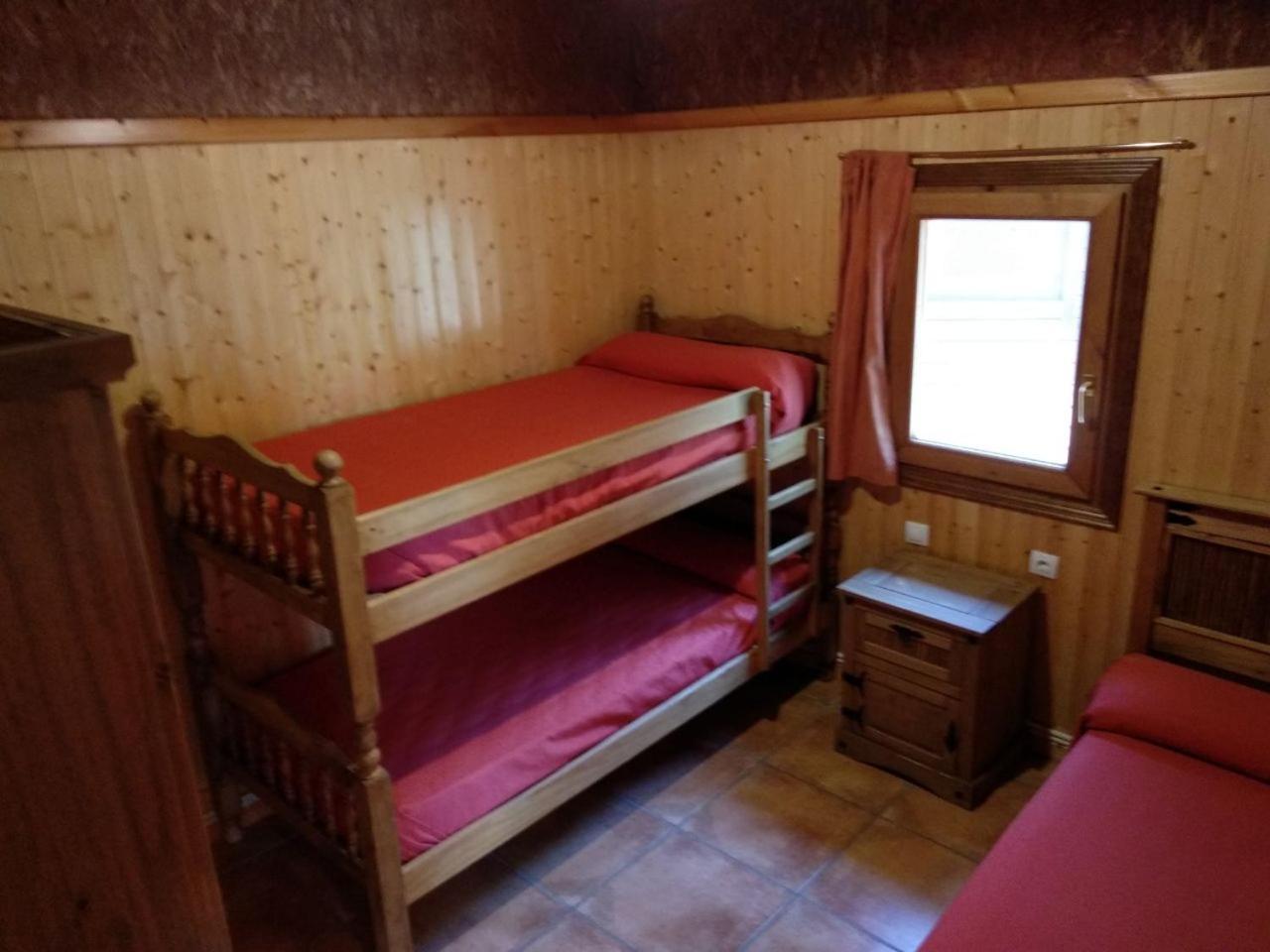 Camping Casa Fausto Cerca De Dinopolis Formiche Alto 外观 照片