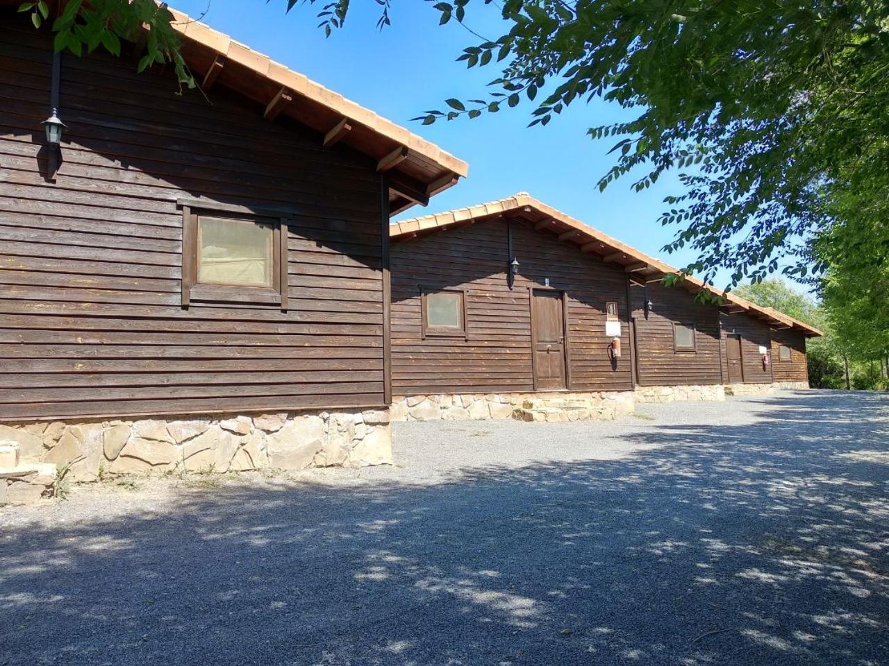 Camping Casa Fausto Cerca De Dinopolis Formiche Alto 外观 照片