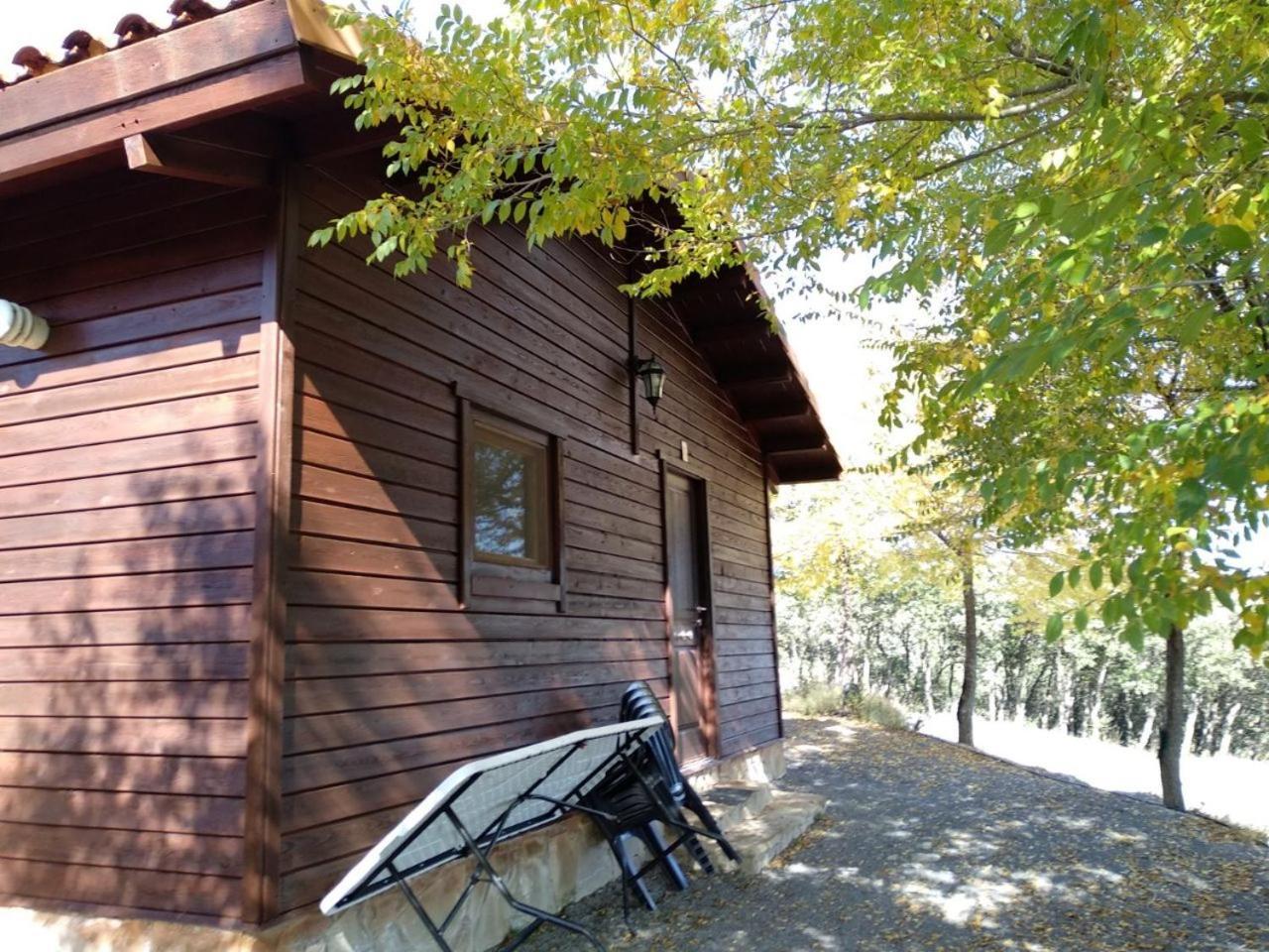 Camping Casa Fausto Cerca De Dinopolis Formiche Alto 外观 照片